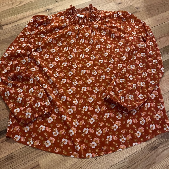 NWOT J. Crew long sleeved blouse - Picture 2 of 8